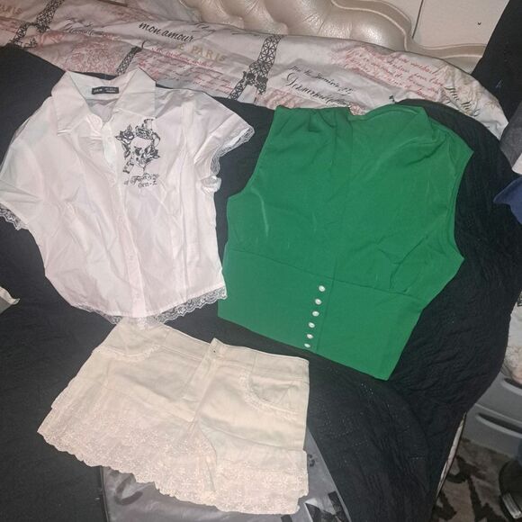 SALE!! NEW Size SM Short Lace Cream Denim Skirt with 2 Blouses - Picture 2 of 14